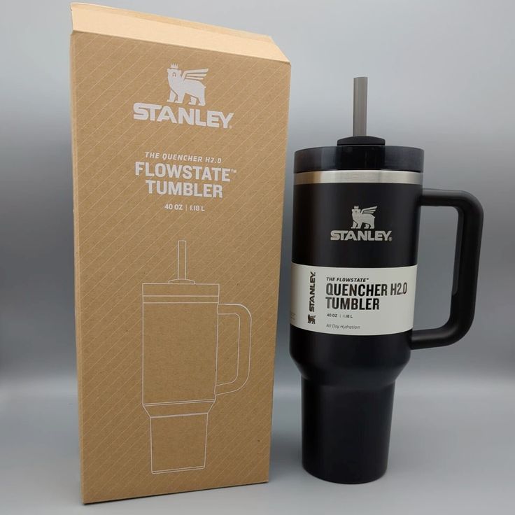 🥤 Stanley Cup Quencher H2.0 FlowState™ — 1,18 L